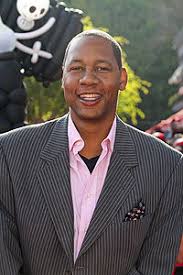How tall is Mark Curry?
